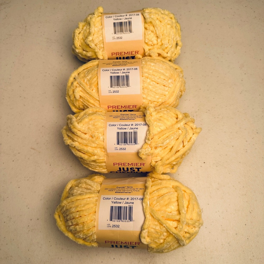 Premier Just Chenille Yellow Yarn 4 Skeins Super Bulky Polyester Matching Lot# - Picture 3 of 4